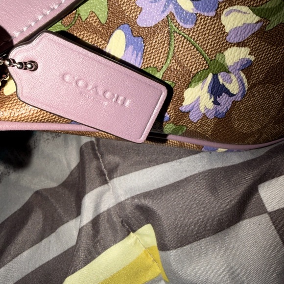 Coach Leather Belt Bag Signature Floral - Picture 3 of 5